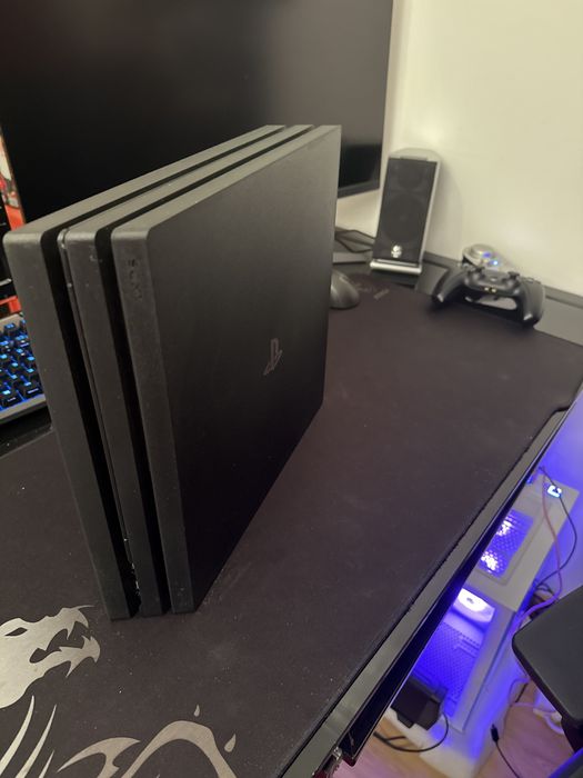 PS4 pro.