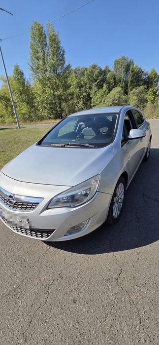Opel Astra J 2010 Turbo