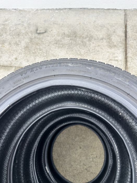 245/45/18 100V XL Dunlop Winter Sport 5