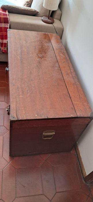 Arca de madeira arrumaca