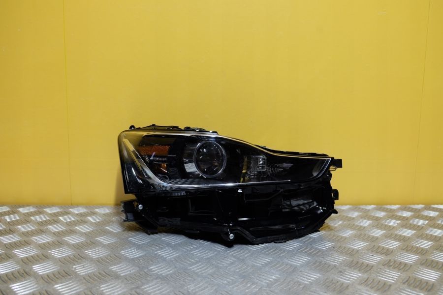 LEXUS IS IS200T IS300H 2017- REFLEKTOR LAMPA FULL LED PRAWA USA
