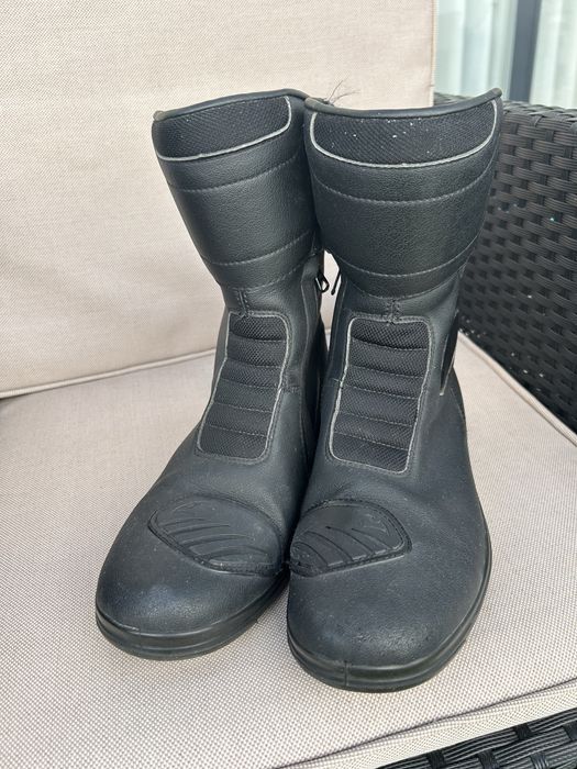 Vendo Botas Mota - marca Falco - tamanho 44