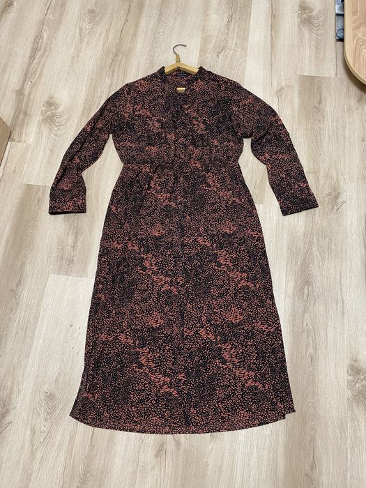 Стильне плаття міді в розмірі XL