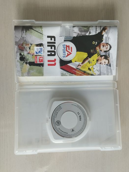Ігри для PSP (PlayStation Portable) – FIFA 11, FIFA Street 2