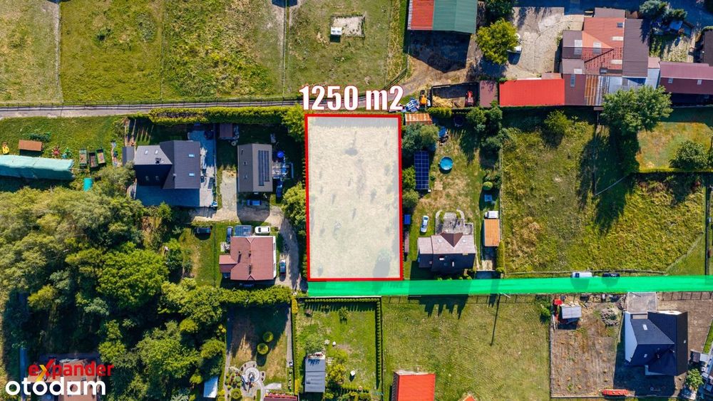 z wszystkimi mediami, obok nowych domów, 5 min- wjazd na Autostradę A4