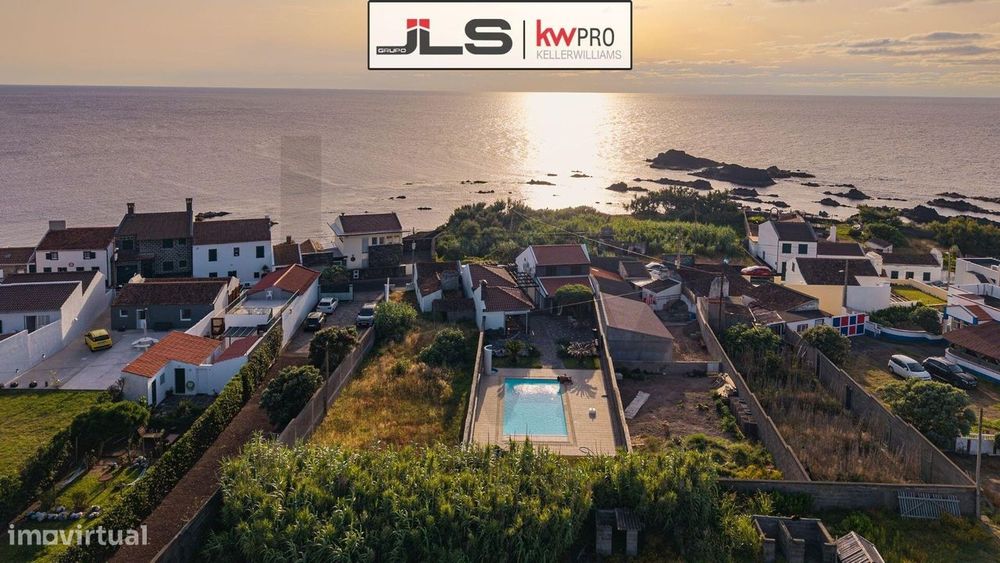 Moradia Regional T4 Licenciada para Alojamento Local — Mosteiros, São