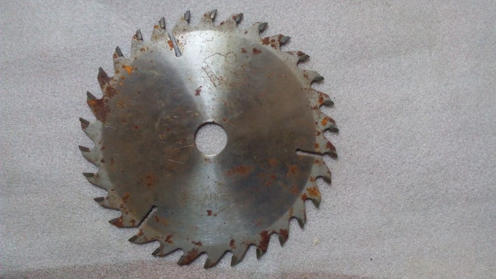 Инструменты к деревообрабатывающему станку