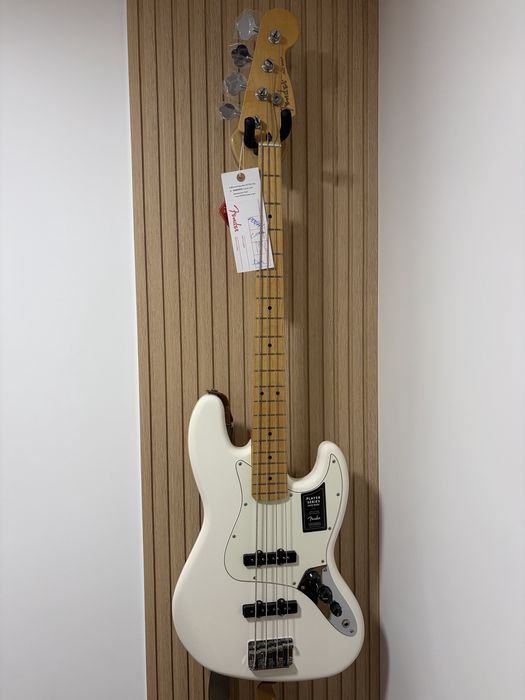 Baixo Fender Jazz Bass Player Series - Como novo + factura e garantia