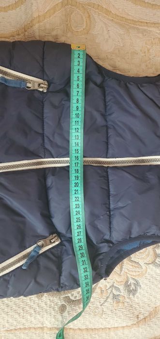 Жилетка на хлопчика H&M 116 маломірить