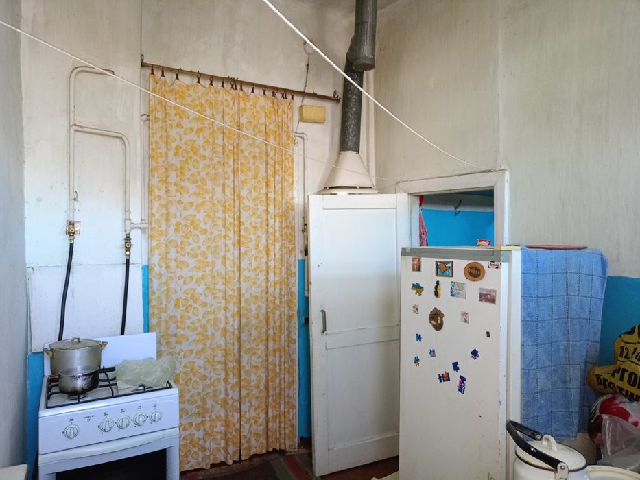 Продам  1х квартиру   метро Холодная  Гора