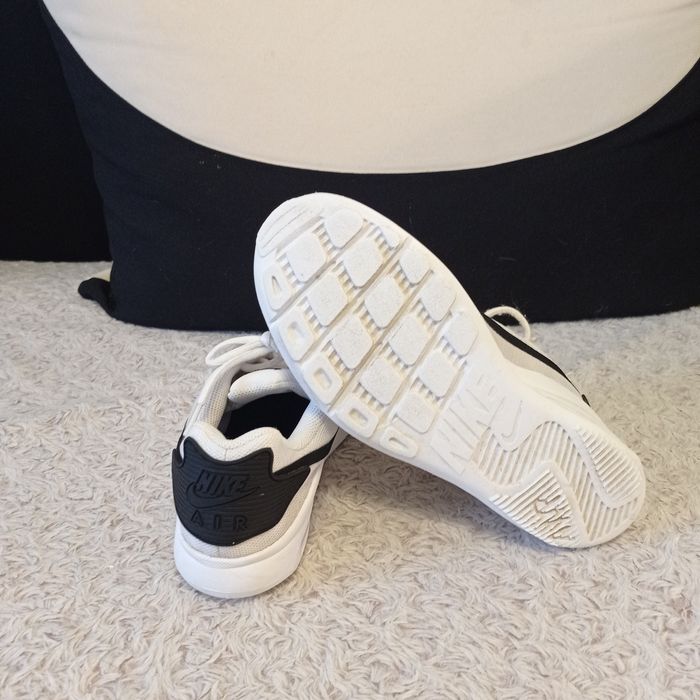 Buty damskie Nike Air Max rozmiar 40,5. Wkładka 26,5 cm