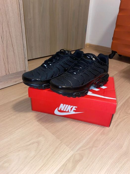 Nike TN Plus Black sportowy look rozmiar 42