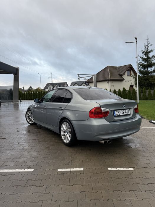 Sprzedam BMW e90 330i