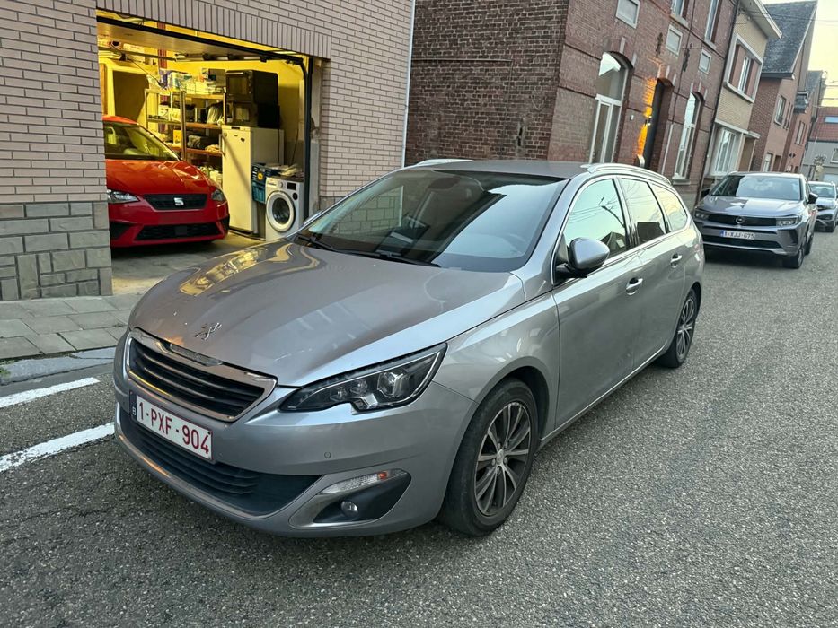Peugeot 308 T9 2017 1.6hdi