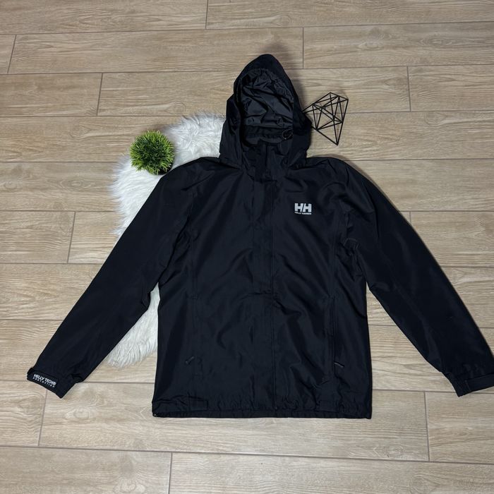 (розмір М) Чоловіча чорна вітровка Helly Hansen оригінал