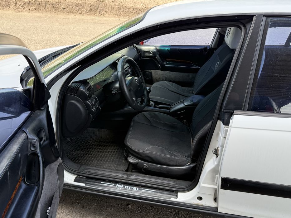 Opel Omega B 2.0 ГАЗ Бензин Гідропідсилювач Опель