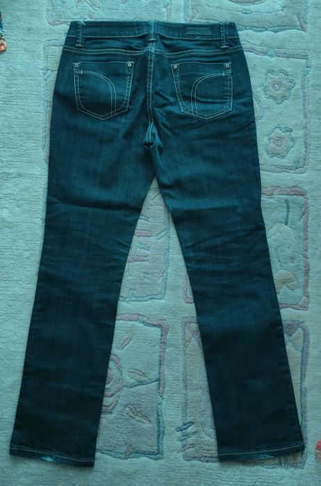 Spodnie jeansowe proste nogawki house of denim