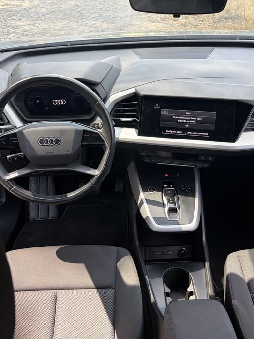 Audi Q4 - Etron