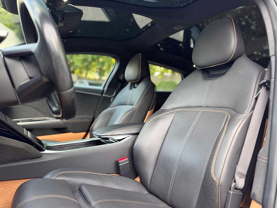 Lucid Air Grand Touring      2022