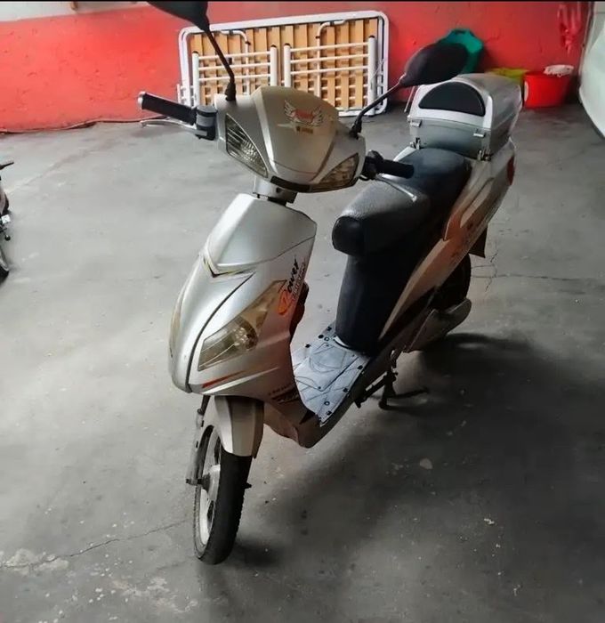 Moto eletrica oferta.