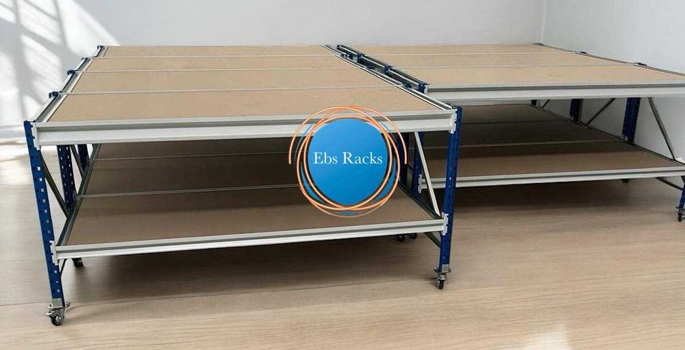 Bancadas de trabalho com rodas em varias medidas.