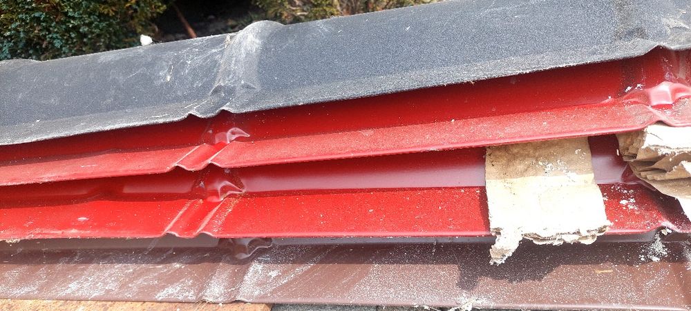 Hak metalowy do rynny