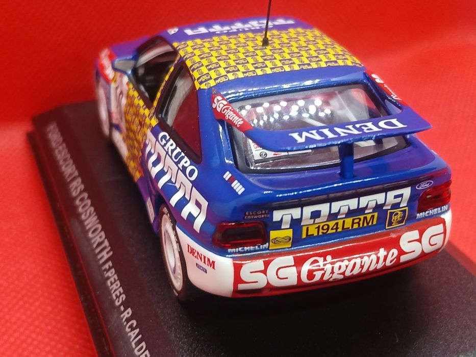 Miniatura  1/43 Ford Escort RS Cosworth F. Peres Rally de Portugal  1995 Novo