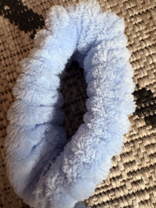 Kosmetyczne ochraniacze na nadgarski babyblue douglas