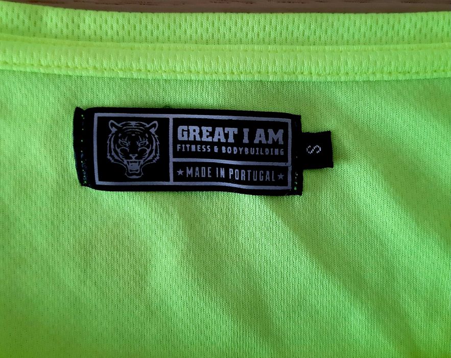 Camisola treino fluorescente Great I Am