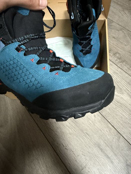 Трекинговые ботинки Kayland Inphinity GTX новые! 43.5 размер.