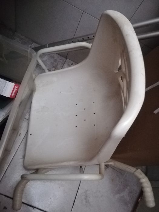 Cadeira apoio idoso banho banheira