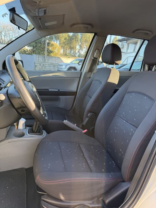 Mazda 2 1.25 i Bom estado