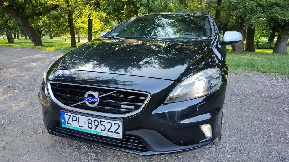 Volvo V40