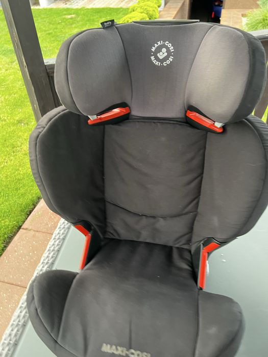 Fotelik Maxi Cosi Rodifix 15-36kg