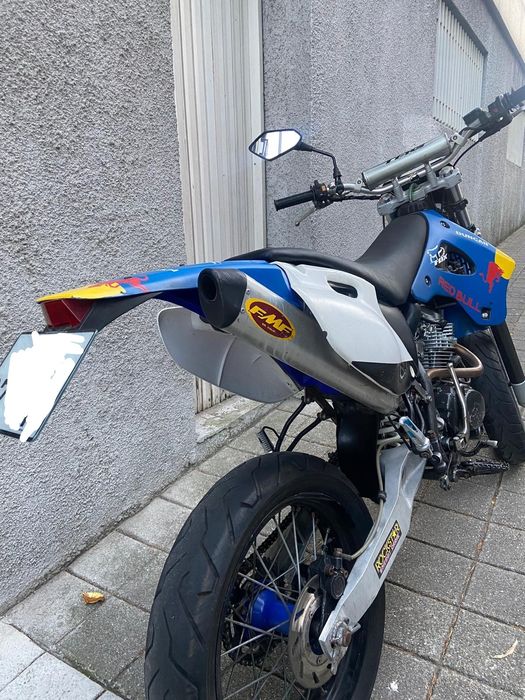 AJP PR4 SUPER MOTARD 125