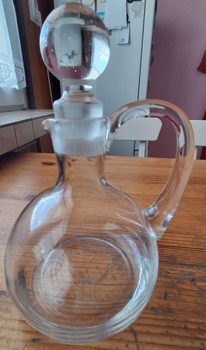 Szklana karafka  0.5 l