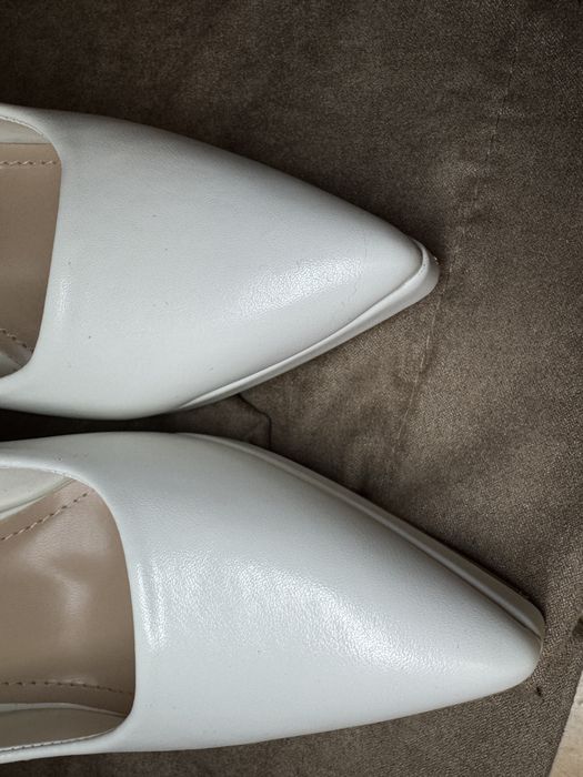 Білі лодочки , весільні туфлі , білі туфлі , весільне взуття