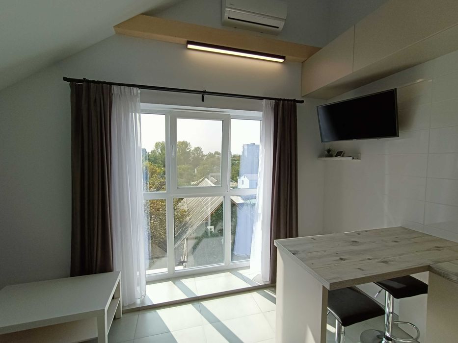 Апартаменти подобово готель Bis House (лівий берег)