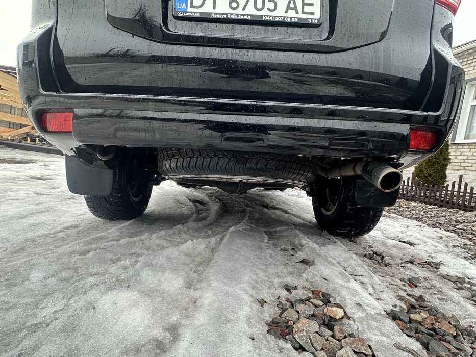 Тойота прадо Toyota Land Cruiser Prado 150 D-4D