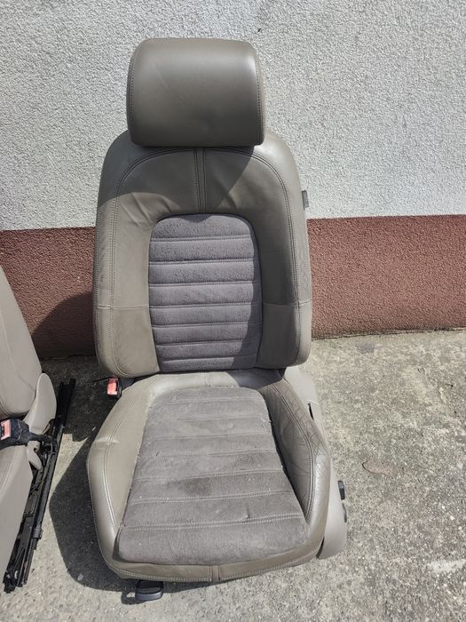 Komplet foteli VW passat B6