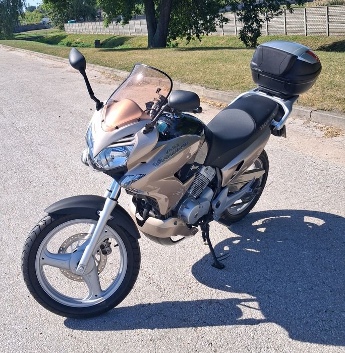 Honda Varadero 125 stan idealny