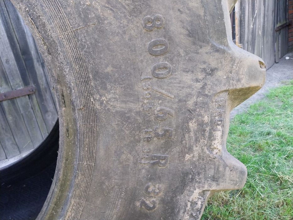 opona Continental 800/65r32