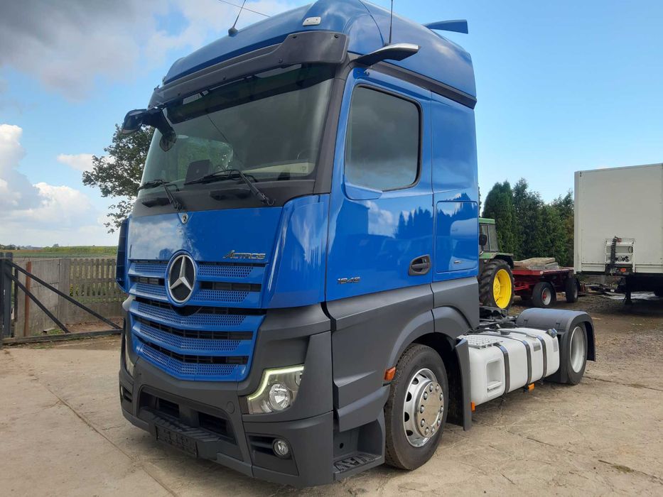 Mercedes-Benz