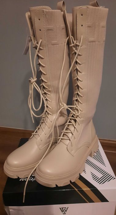 Nowe WORKERY BEŻOWE rozm 38
165 zł