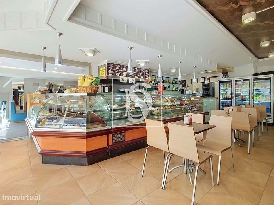 Padaria / Pastelaria  Trespasse em Ermesinde,Valongo
