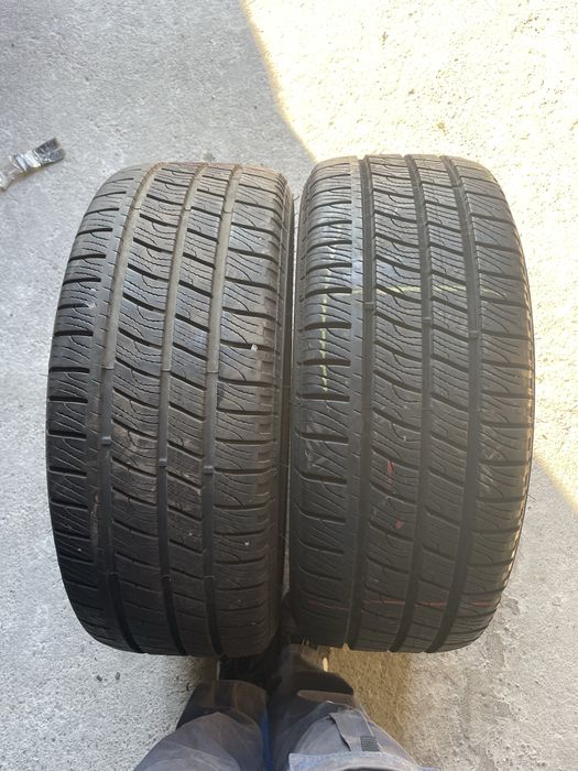 225/55 r17C Goodyear  cargo vector