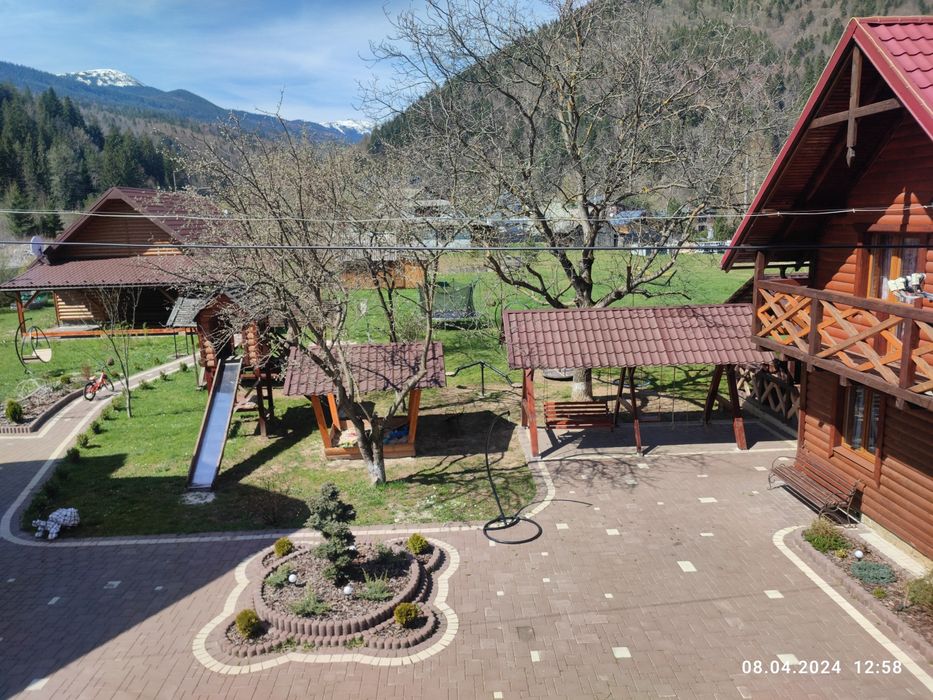 Котедж "Ясень" з кухнею на 3 номери 2 санвузли