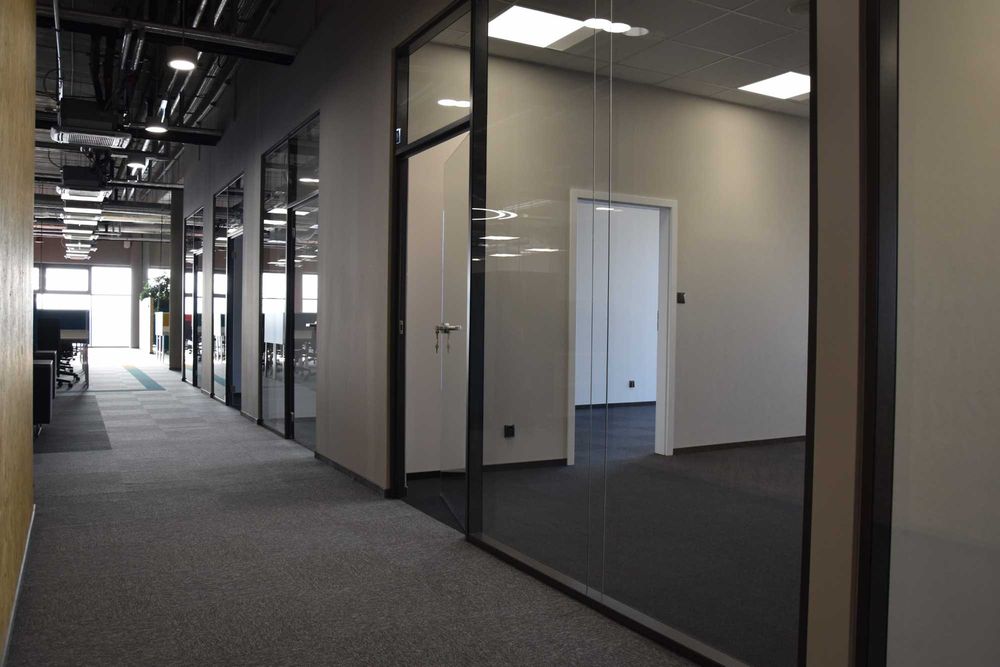 BIURO NA WYNAJEM CZECHOWICE-DZIEDZICE | SKYBOX | 20–40 m² | Bezpłatny parking | Sala konferencyjna w cenie
