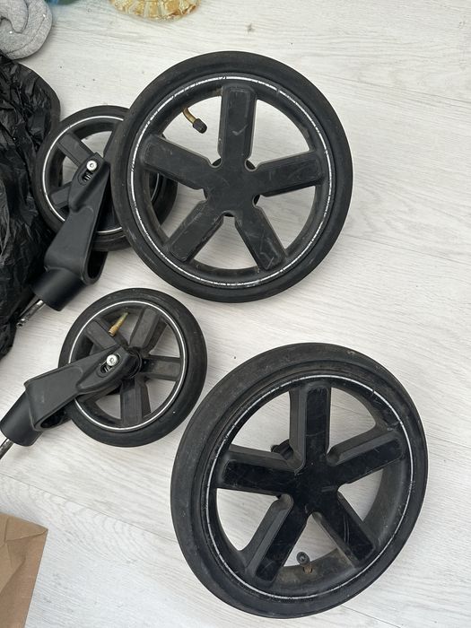 Колеса для коляски бренду baby design