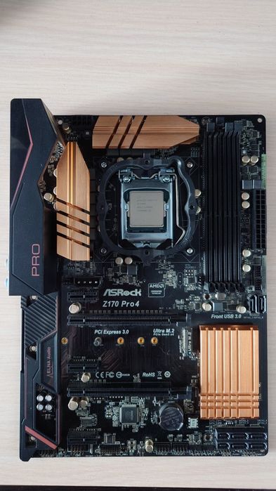 Материнские платы разные